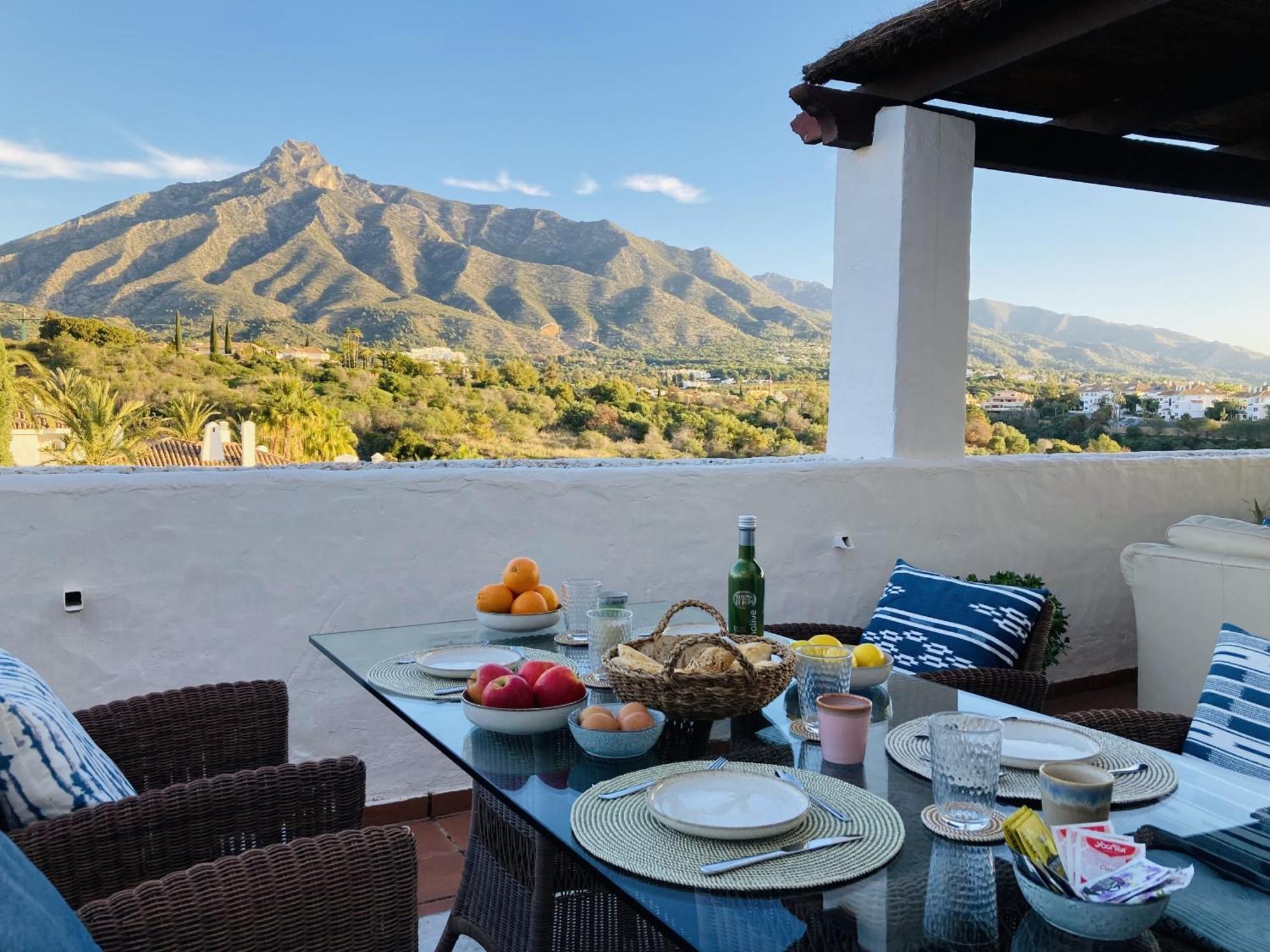 Las Lomas - Pool, Terrace & View Marbella Exterior photo